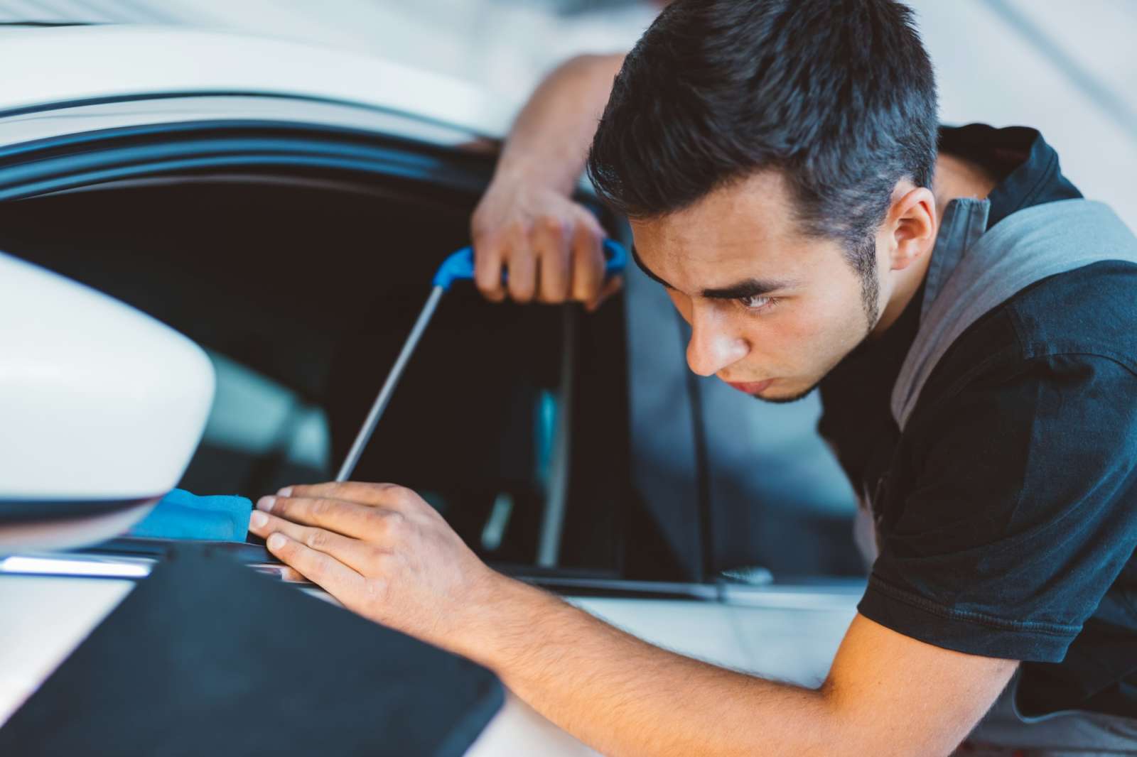 Impact of Paintless Dent Repair on Vehicle Resale Value